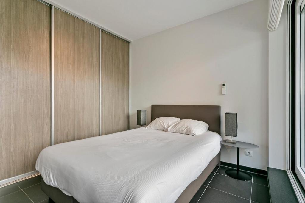 Apartment In Heart Of Brussel City With Balcony View Exterior photo